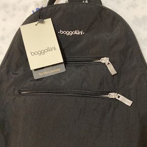Baggallini backpack style handbag. No rips tears or stains.  Smoke free home.